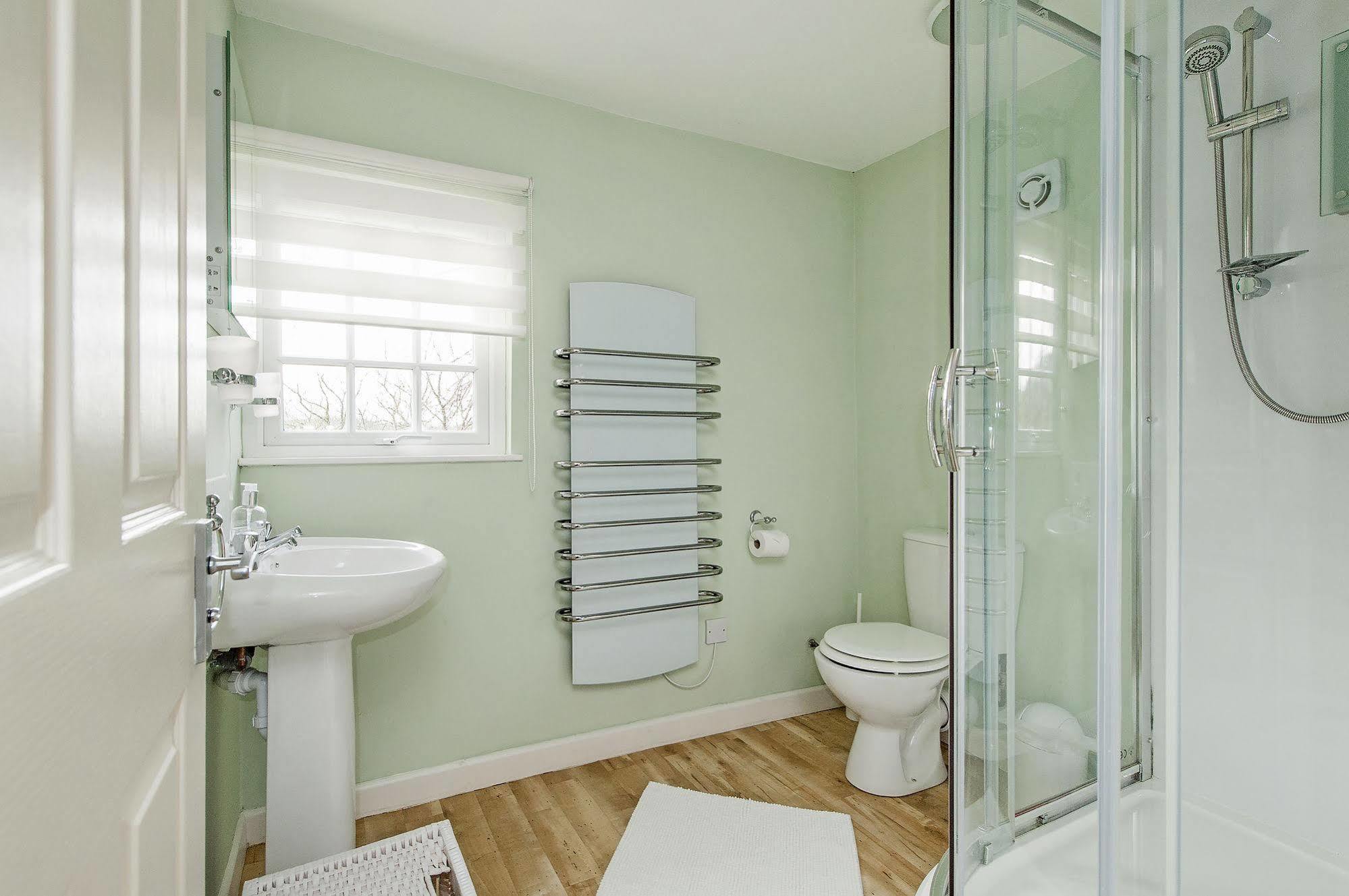 Апартаменты Tucking Mill View- Self Catering Бат Экстерьер фото